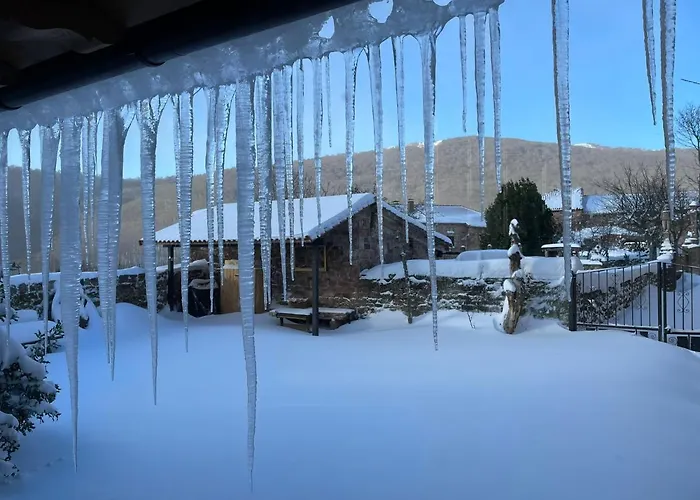 El Rincon De Golobar En 別荘 Brañosera